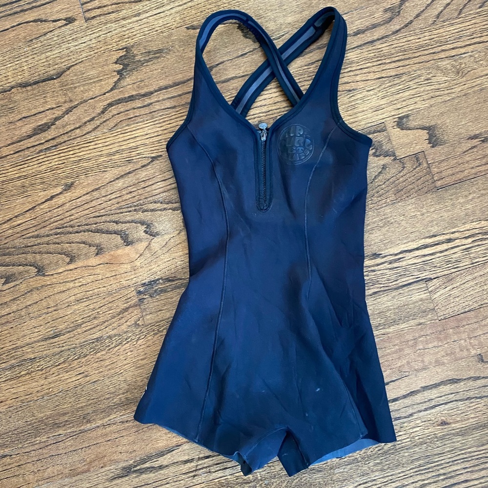 Rip curl wetsuit for surfing